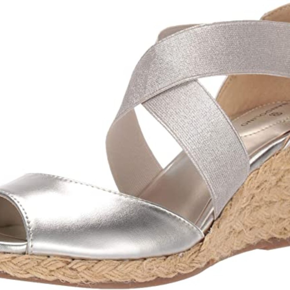 NIB BANDOLINO HULLEN GOLD ESPADRILLE WEDGE SANDALS - Sz 9 1/2